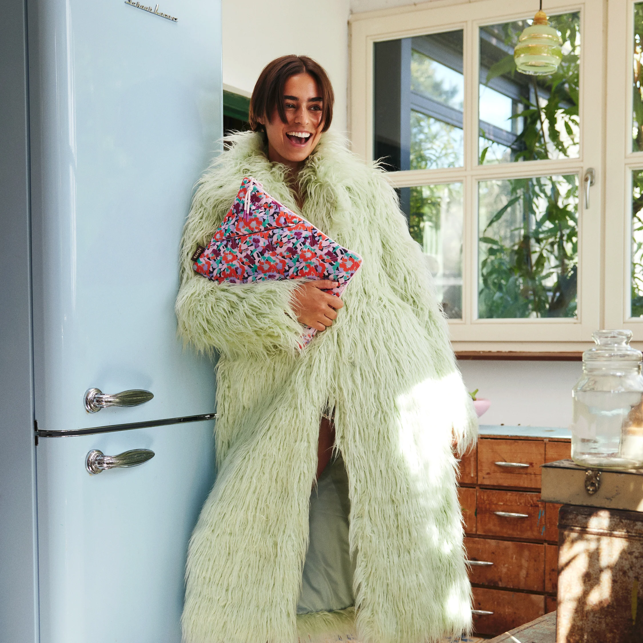 Puffy recycled laptop sleeve - Flower field - Image 3